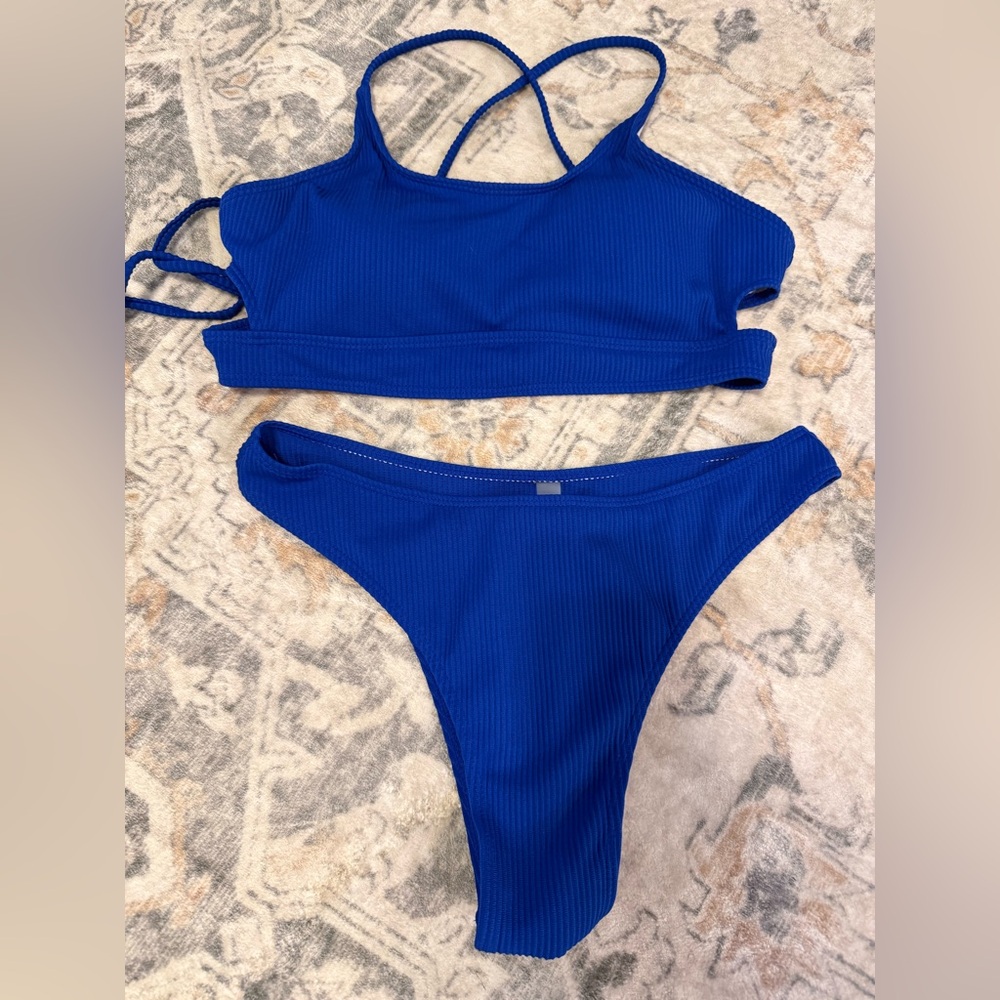 NWOT ZAFUL Women’s M Royal Blue Ribbed Bikini Set Criss Cross Cheeky